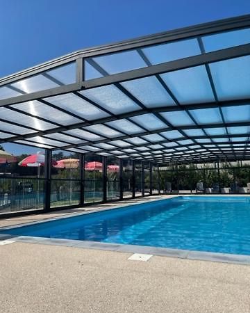 Camping Le Ruisseau Saint-André-de-Seignaux Exteriér fotografie